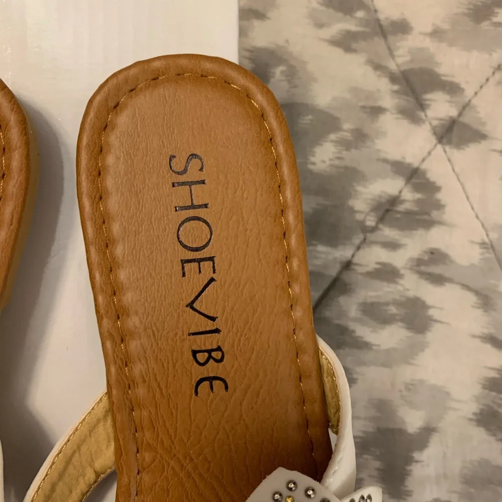 Shoevibe Sandals - Picture 2 of 4